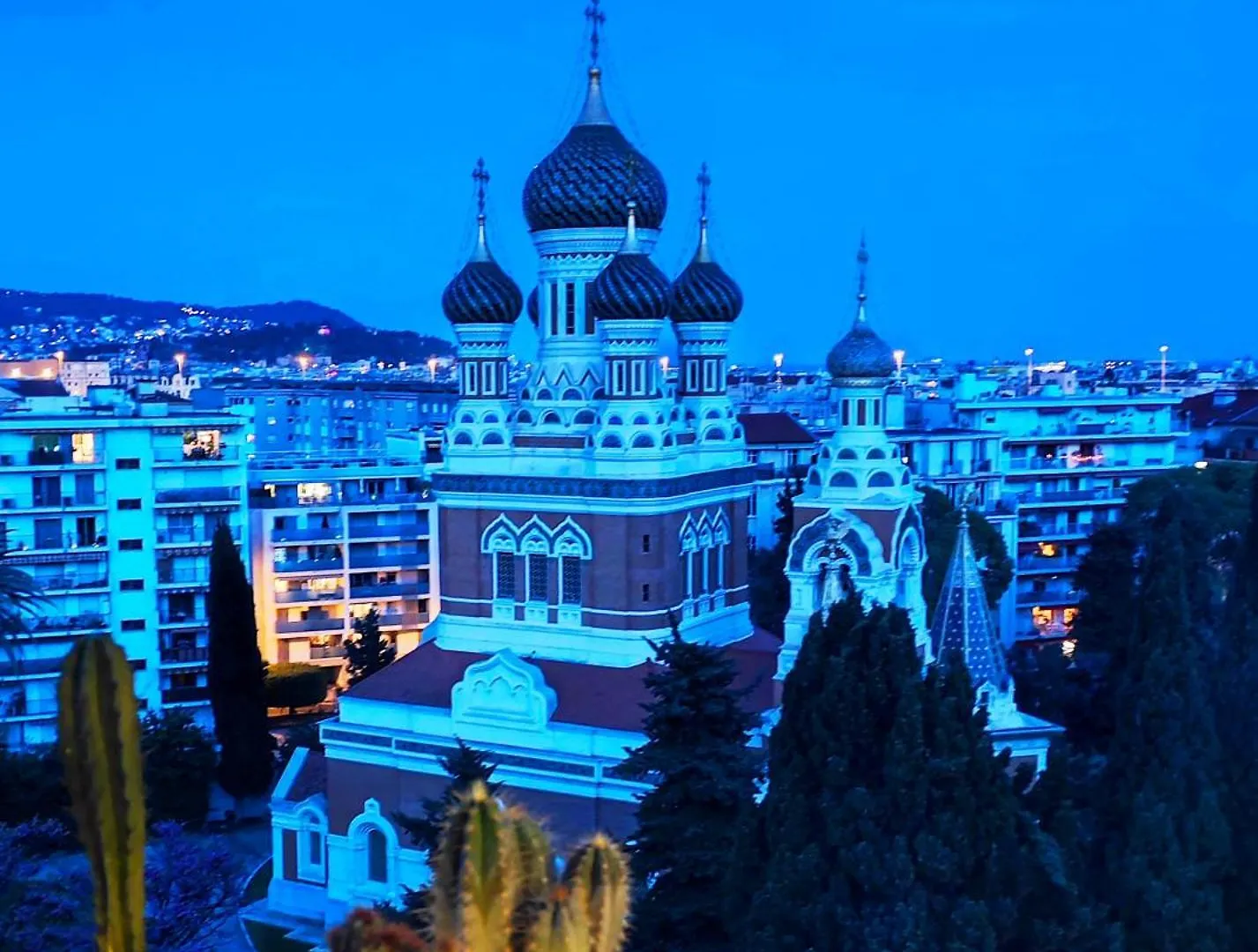 3P 72M2 Vue Exceptionnelle Cathedrale St Nicolas Et Mer Nice Apartment
